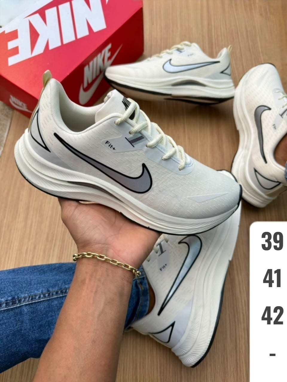 Zoom Fit Off-White na cor Off-White